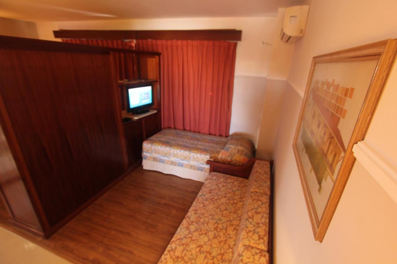 Nena Residence Hotel Franca Bagian luar foto
