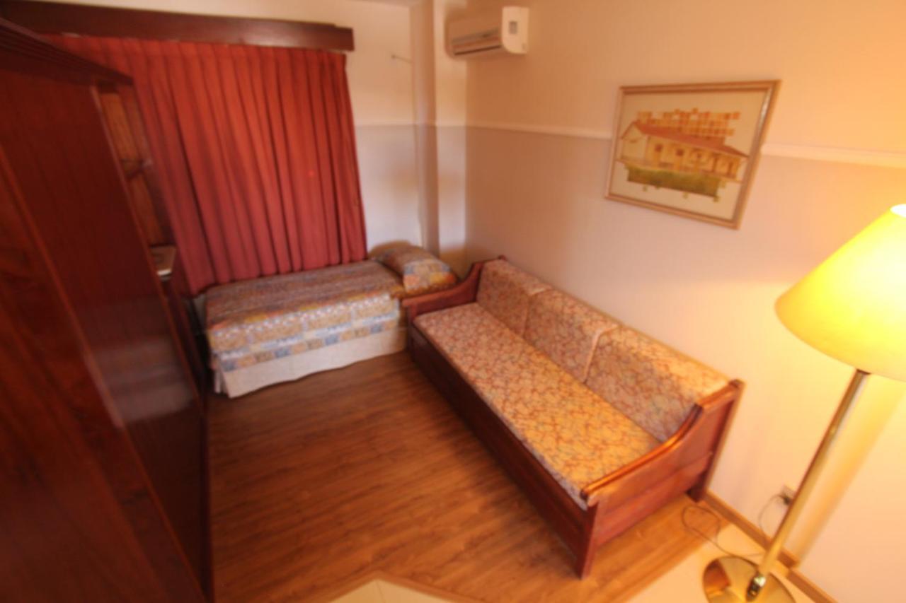 Nena Residence Hotel Franca Bagian luar foto